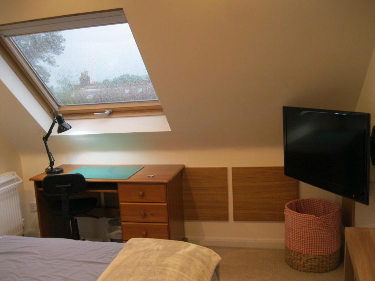 Perfect For Petersfield B&B Екстер'єр фото